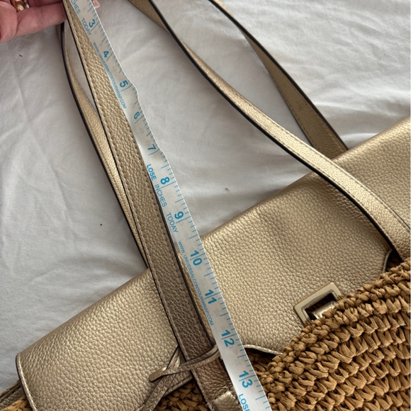Michael Kors straw bag with gold leather metallic straps - Picture 5 of 5